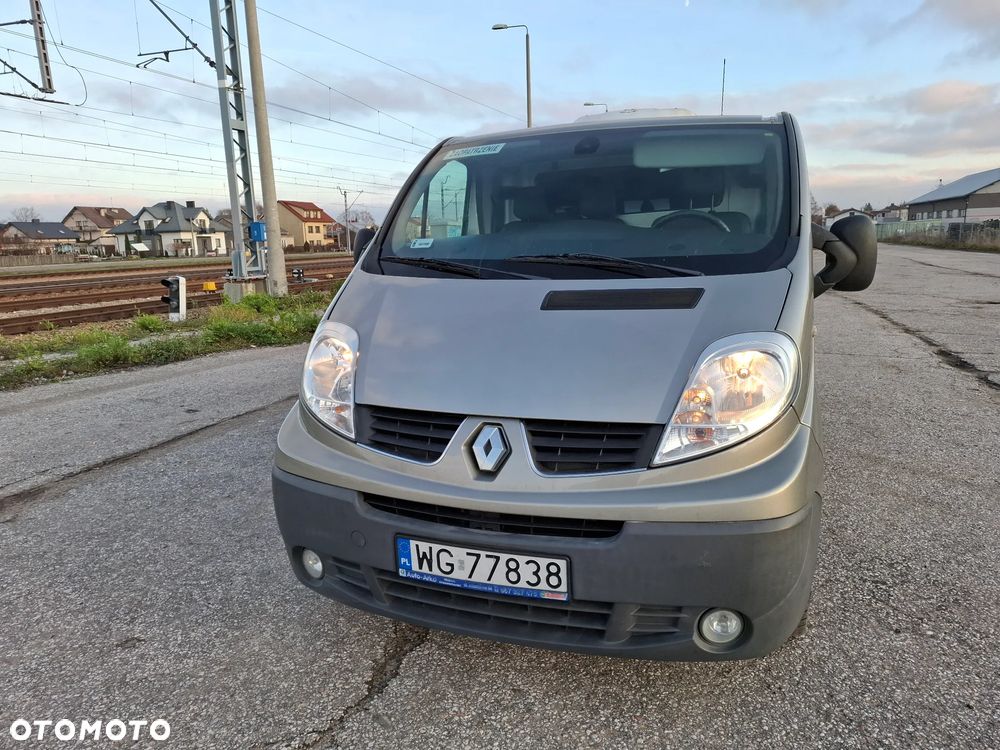 Renault TRAFIC - 4