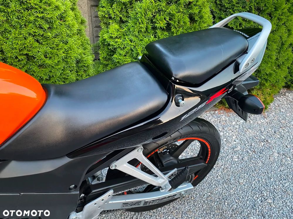 Honda CBR - 23
