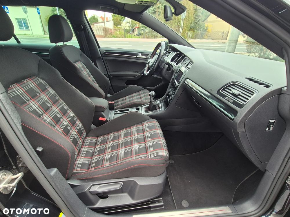 Volkswagen Golf GTI BlueMotion Technology - 33