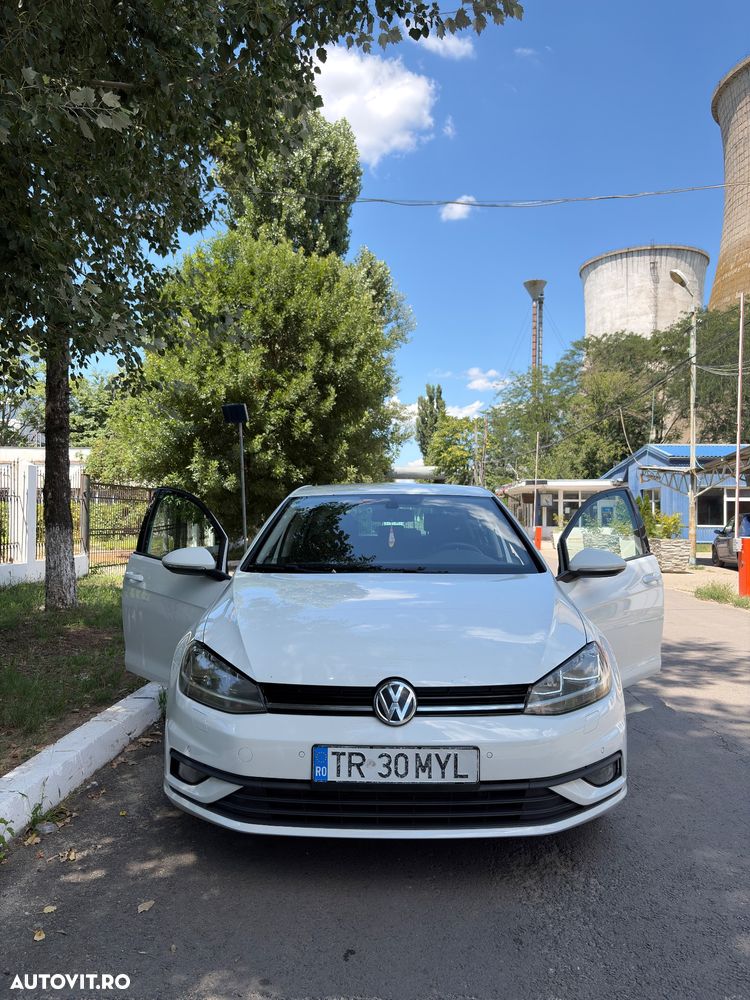 Volkswagen Golf 1.6 TDI Trendline - 6