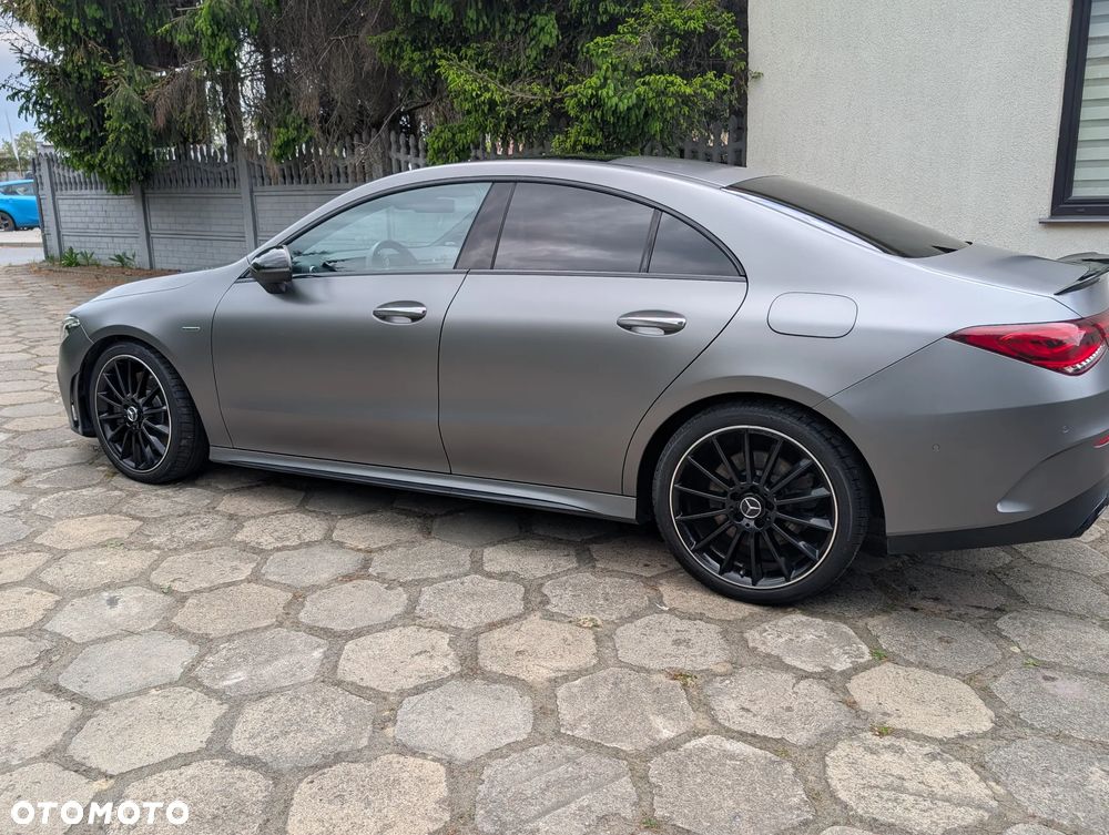Mercedes-Benz CLA - 2