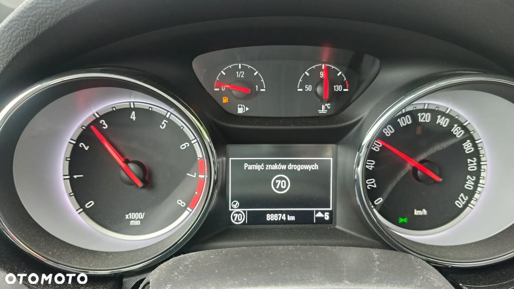Opel Astra 1.4 T Dynamic - 13