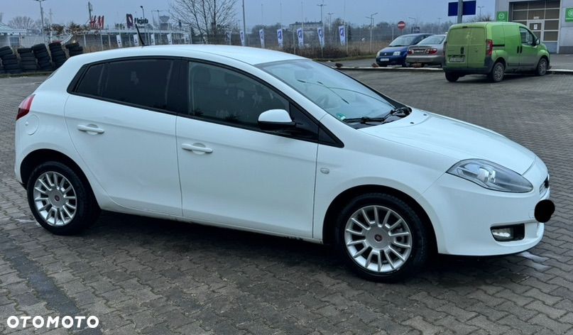 Fiat Bravo 1.4 T-JET 16V Dynamic NAV - 2