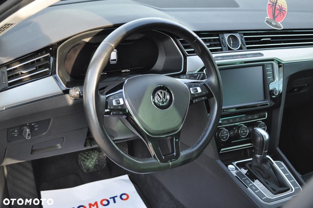 Volkswagen Passat 1.8 TSI (BlueMotion Technology) DSG Highline - 17