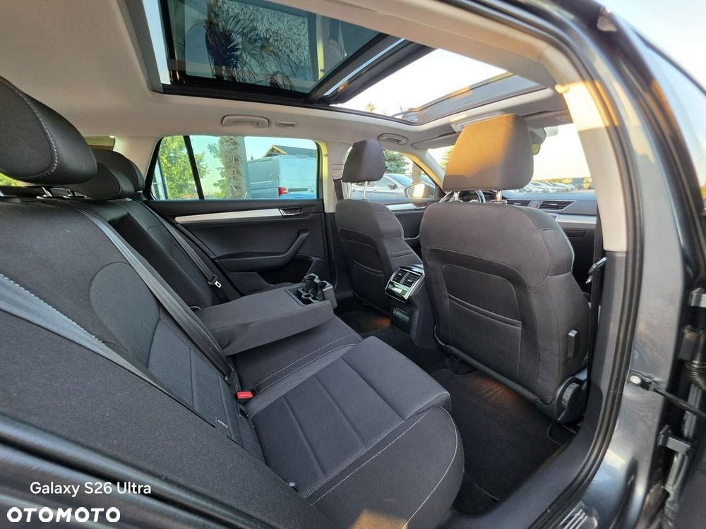 Skoda Superb 2.0 TDI Ambition - 33