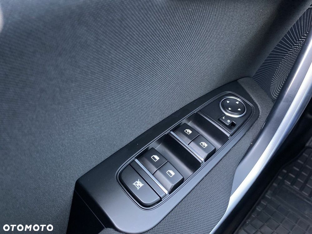 Kia XCeed - 17