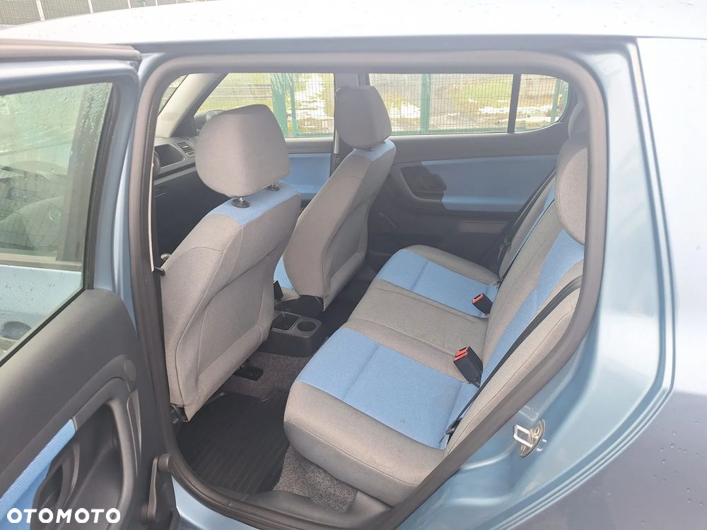 Skoda Fabia 1.4 16V Active - 10