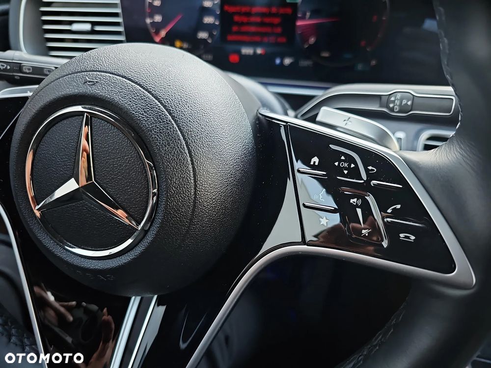 Mercedes-Benz GLE 300 d 4Matic 9G-TRONIC AMG Line Advanced Plus - 20