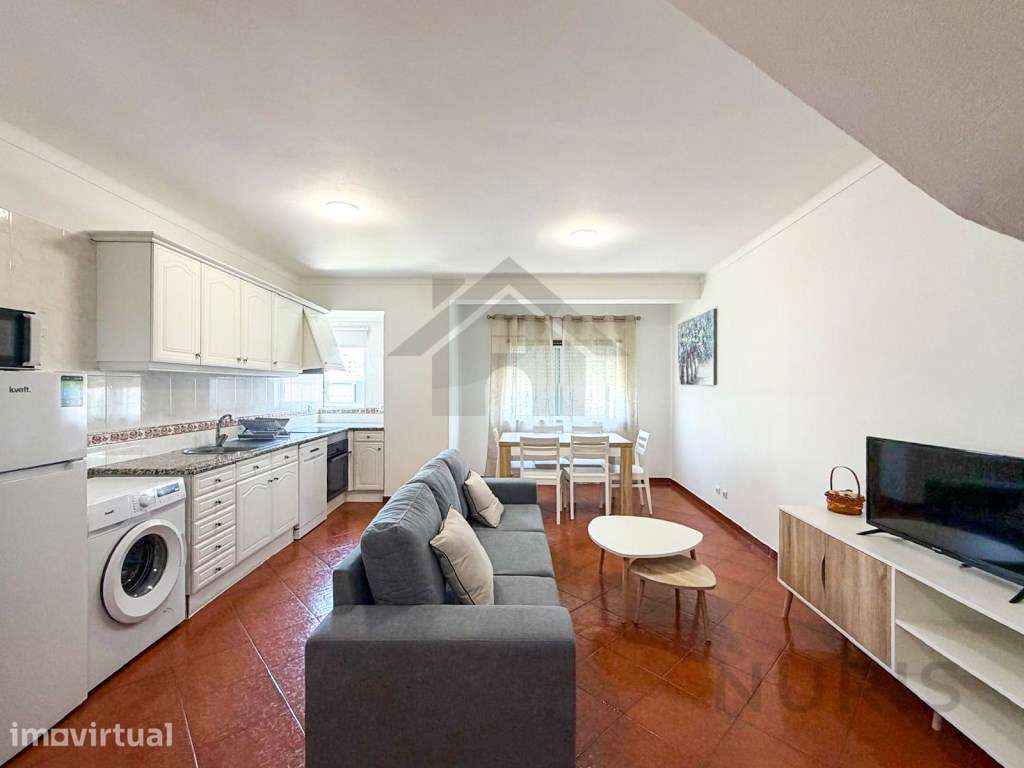 Apartamento T2 para Arrendamento Anual na Praia da Rocha - Grande imagem: 4/20