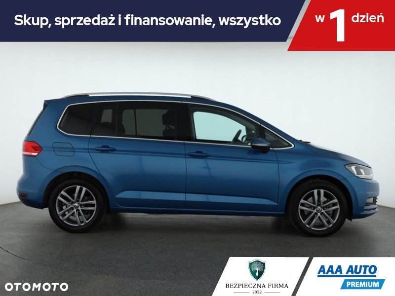 Volkswagen Touran - 7