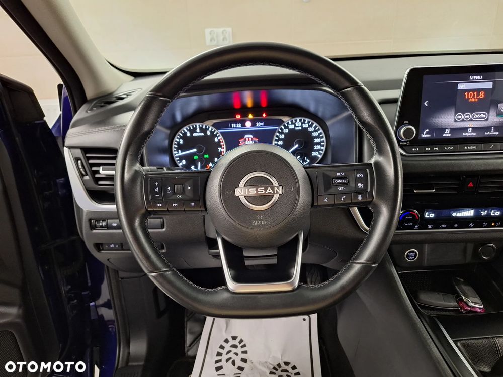 Nissan Qashqai 1.3 DIG-T TEKNA - 31