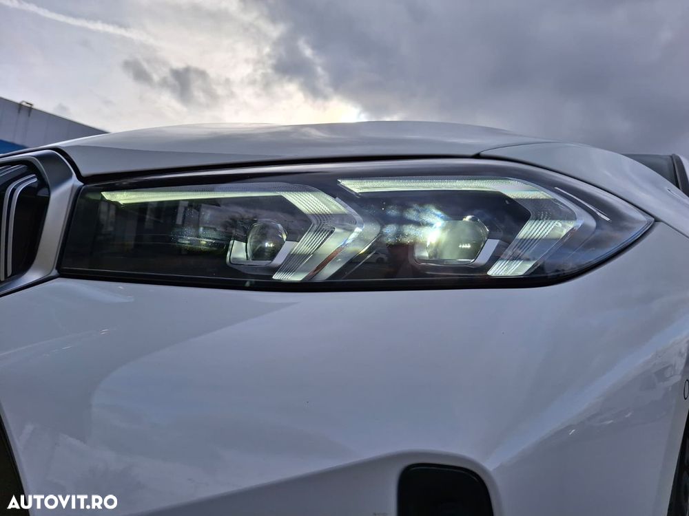 BMW Seria 3 330i AT - 26