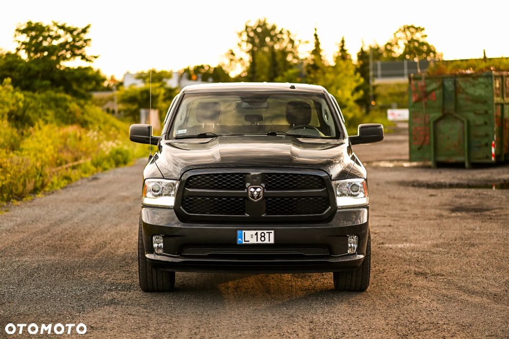 Dodge RAM 1500 5.7 4x4 - 10