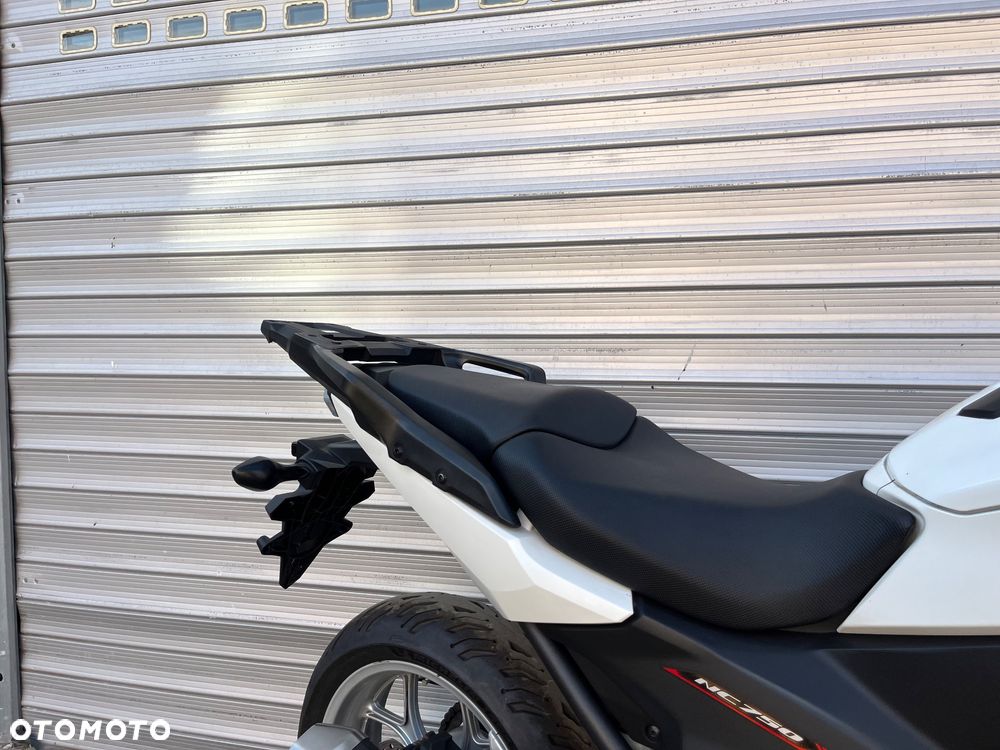 Honda NC - 24