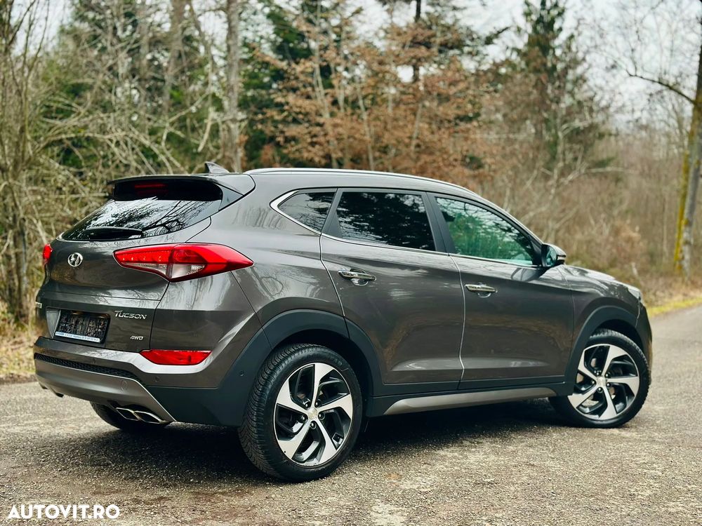 Hyundai Tucson 2.0 CRDI 4WD Automatik Style - 2