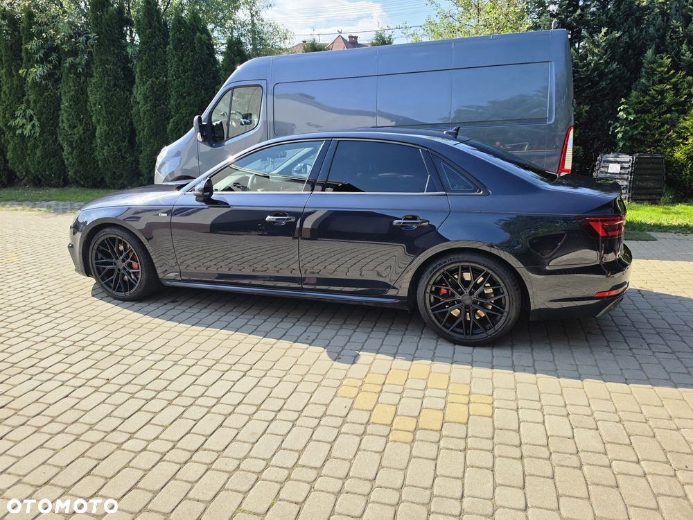 Audi A4 Limousine - 3