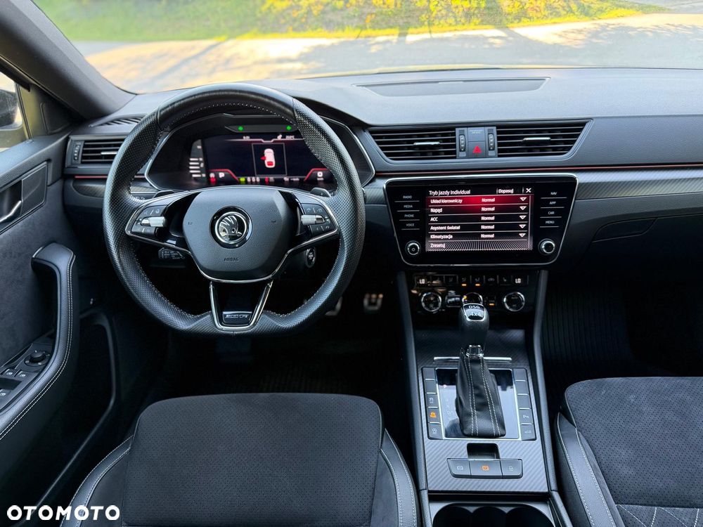 Skoda Superb 2.0 TDI 4x4 DSG Sportline - 21