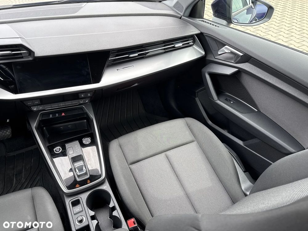 Audi A3 Sportback 30 TDI S tronic - 19