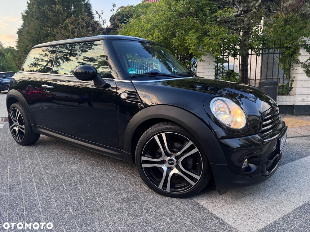 MINI ONE - 3