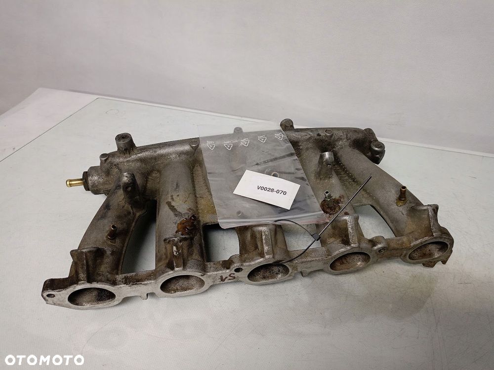 kolektor ssący 2.4 b volvo s60 i - 4