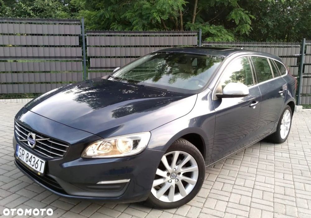 Volvo V60 D4 Momentum - 6
