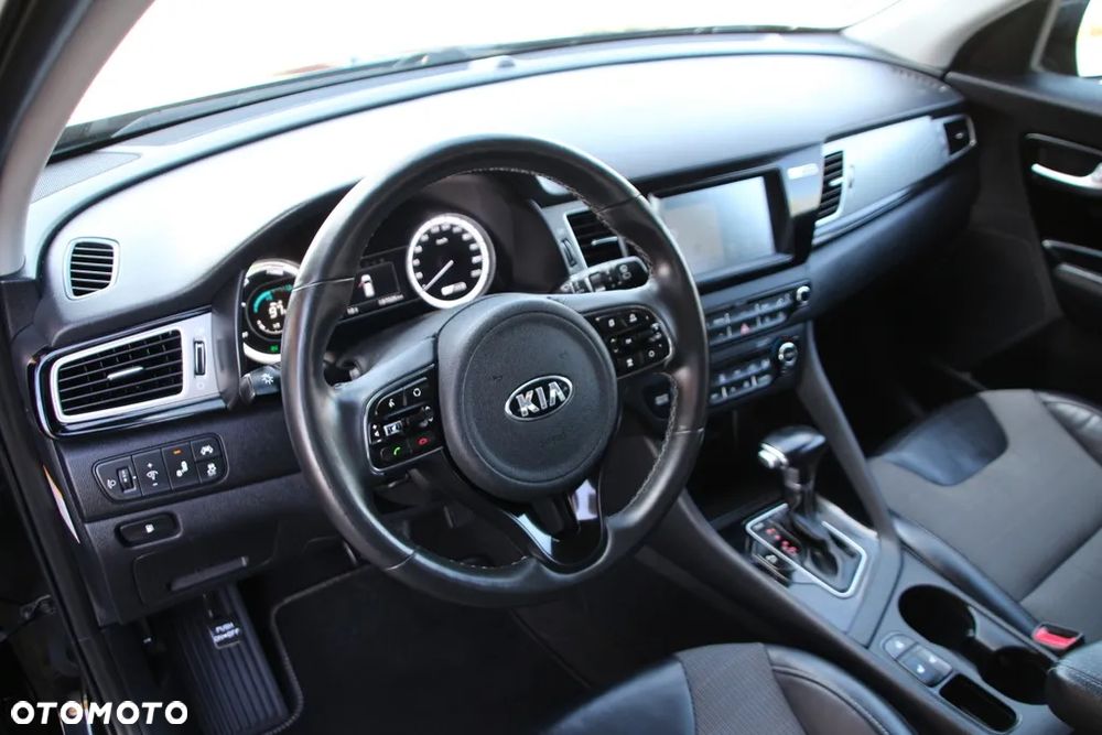 Kia Niro 1.6 GDI HEV 2WD OPF Edition 7 - 10