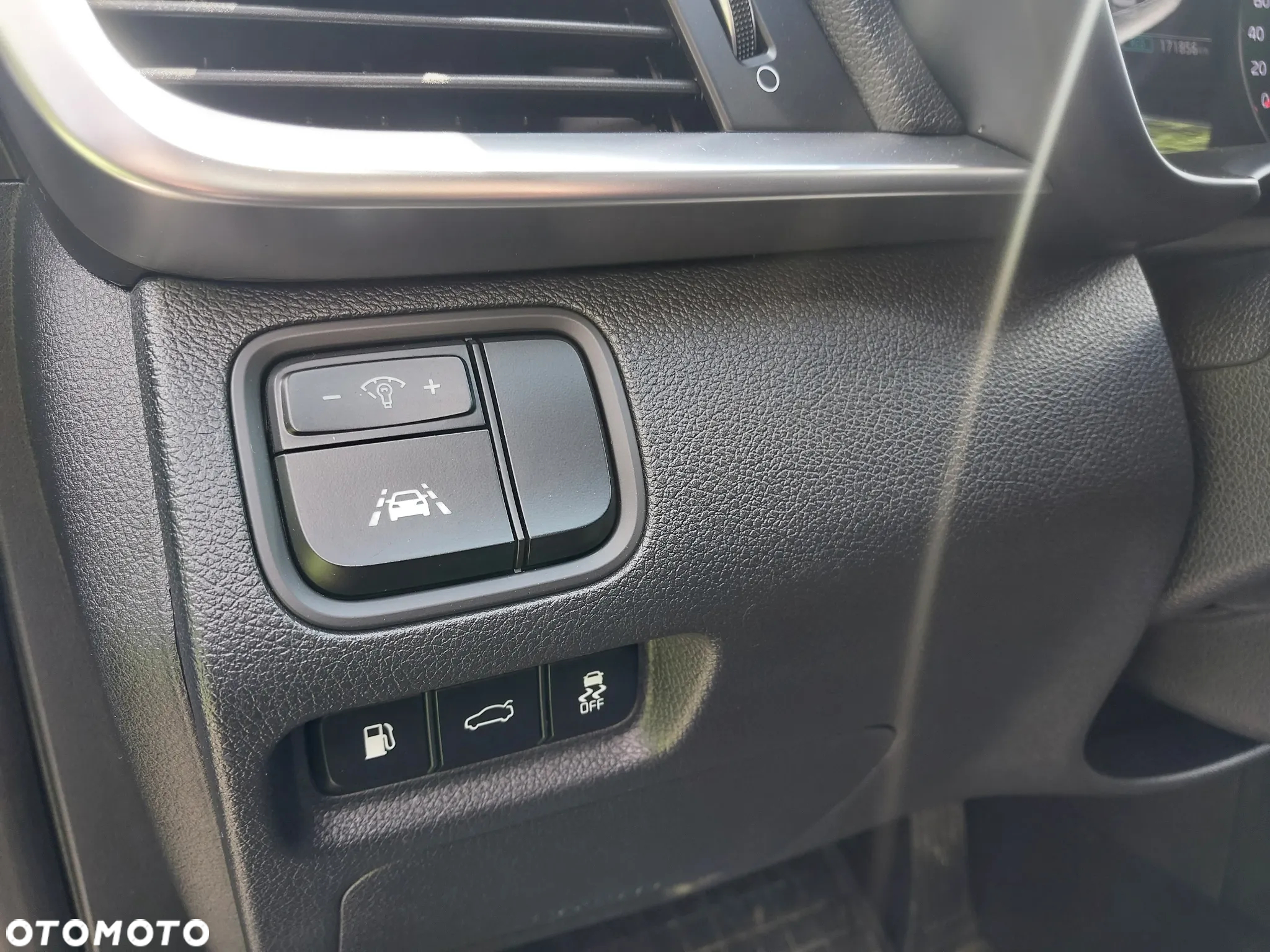 Kia Optima Plug-in Hybrid - 15
