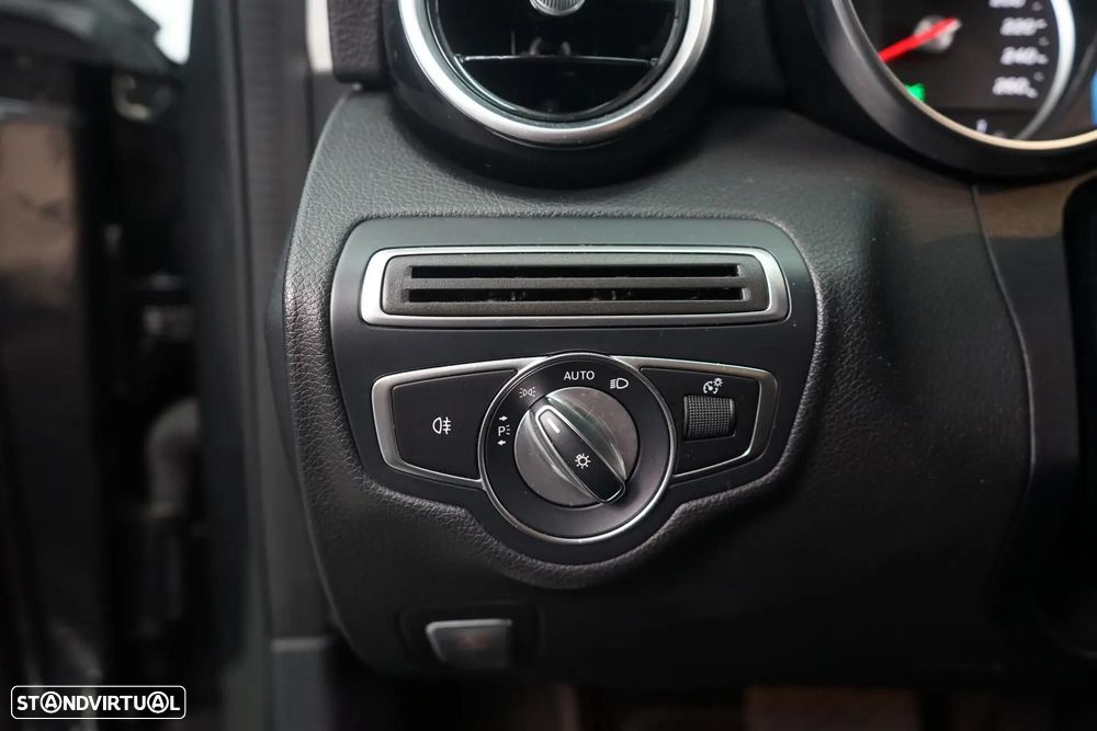 Mercedes-Benz C 300 de Edition - 30