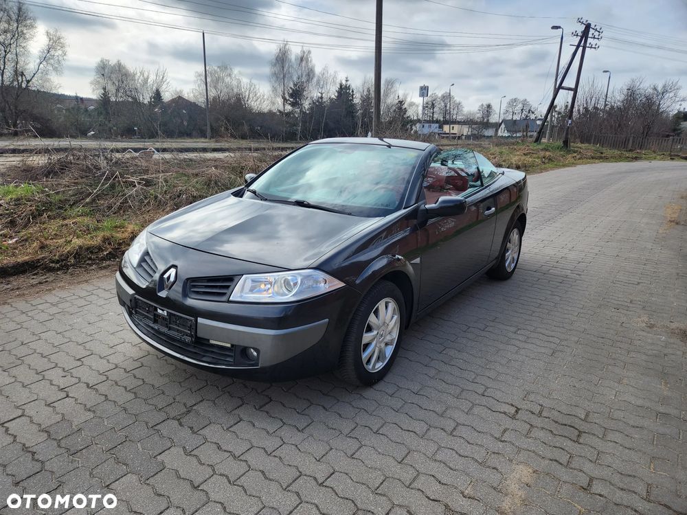 Renault Megane 1.6 Authenique - 14