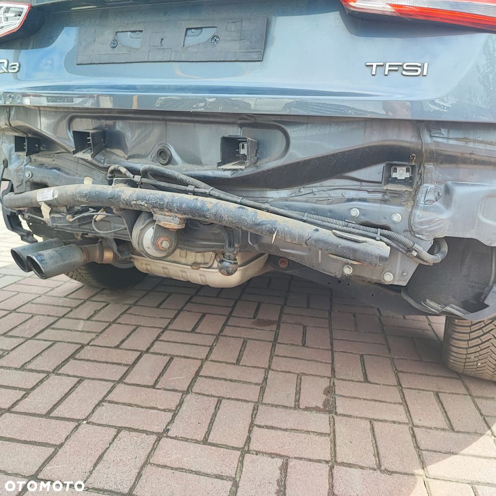 Audi Q3 1.4 TFSI Edycja Specjalna S tronic - 3