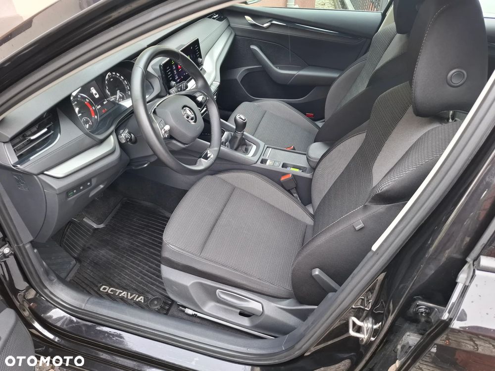 Skoda Octavia 1.5 TSI ACT Ambition - 15
