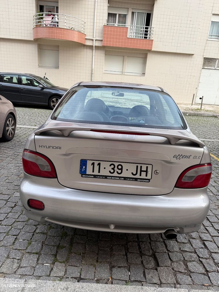 Hyundai Accent 1.3 Miles - 3