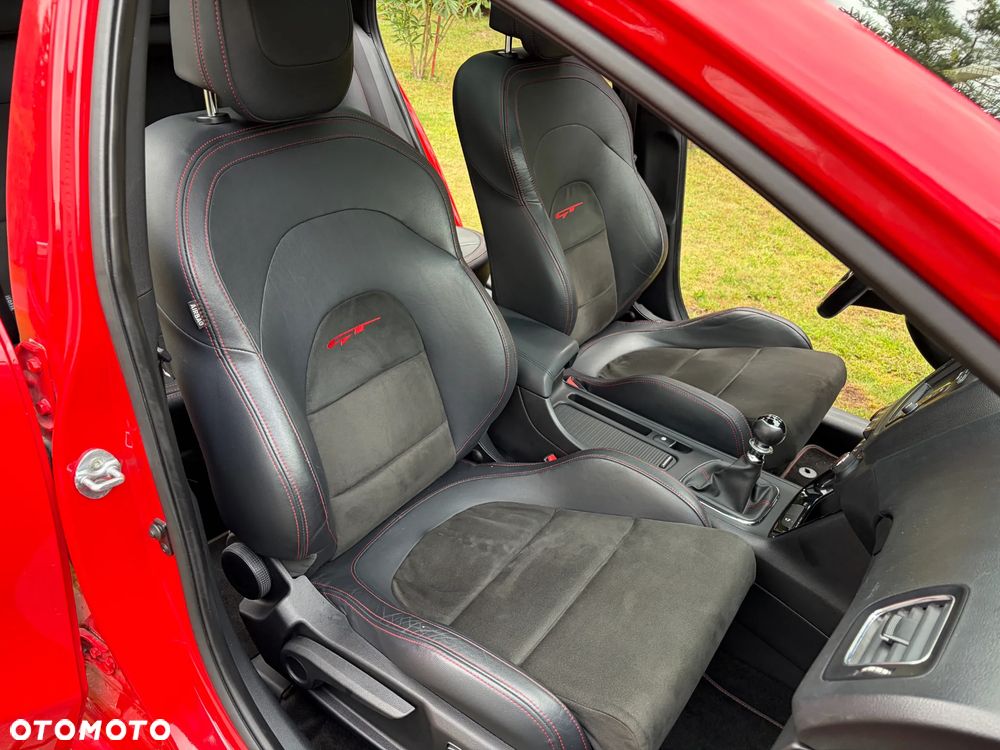 Kia Ceed 1.6 T-GDI GT-Challenge - 10
