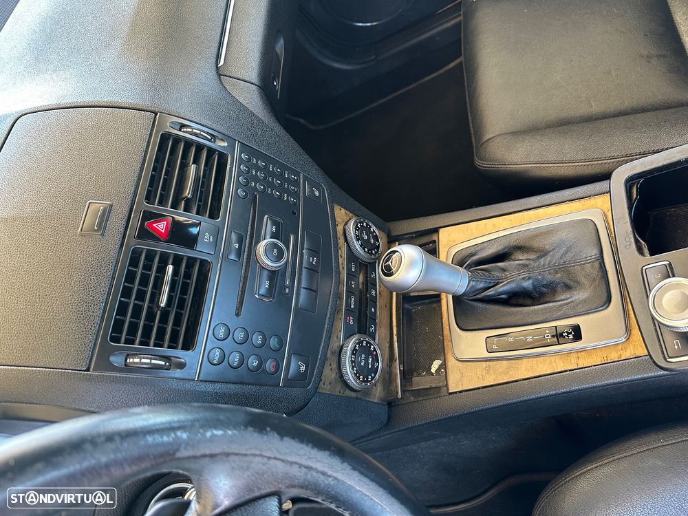 Mercedes-Benz C 320 - 15