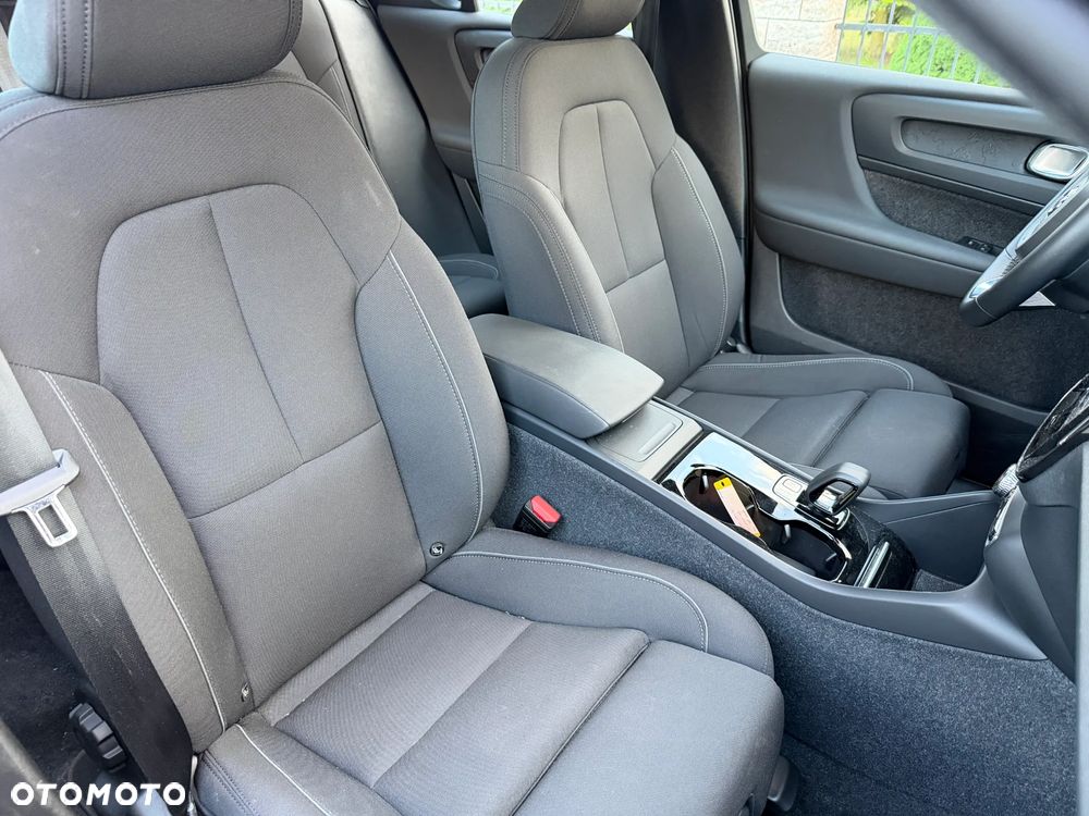 Volvo XC 40 Recharge 69 kWh Single Motor RWD Core - 11