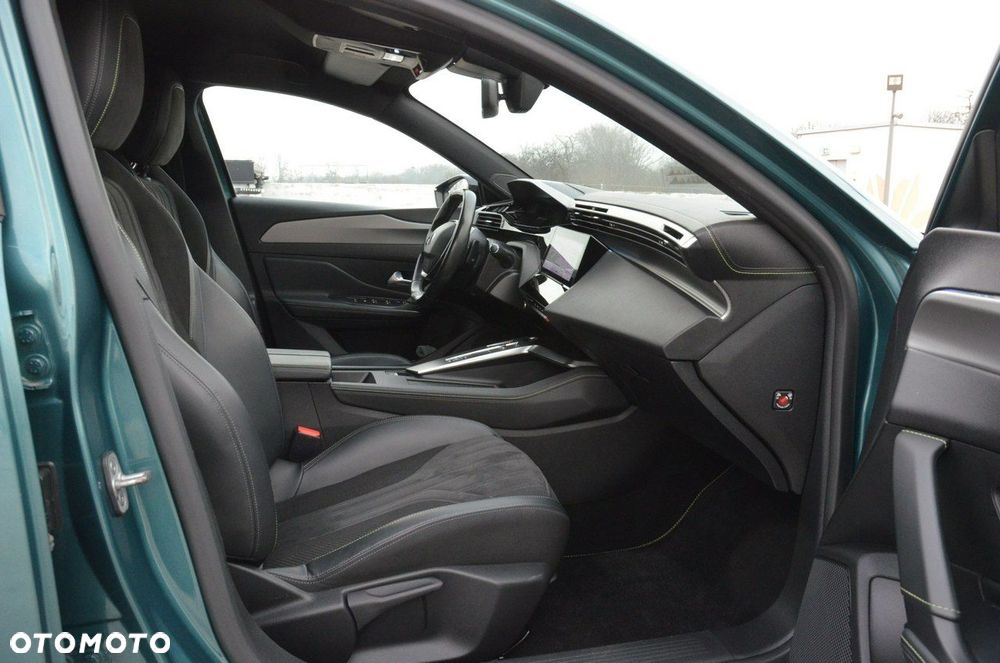 Peugeot 308 BlueHDi 130 EAT8 GT - 35