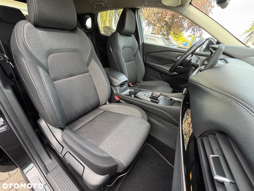 Nissan Qashqai 1.3 DIG-T mHEV Tekna Xtronic - 32