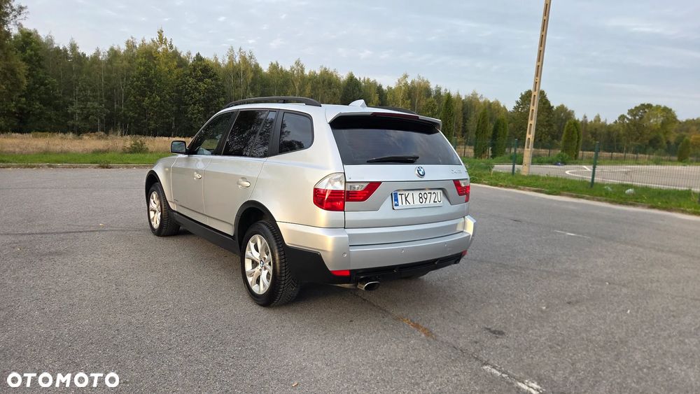 BMW X3 xDrive20i Edition Exclusive - 11