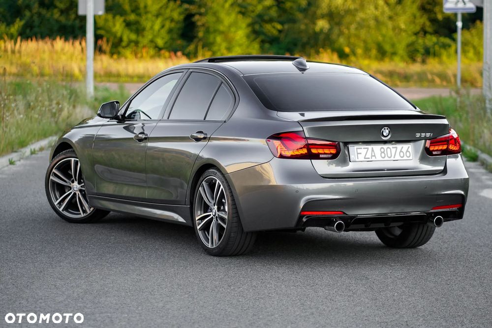 BMW Seria 3 335i Sport-Aut Sport Line - 10