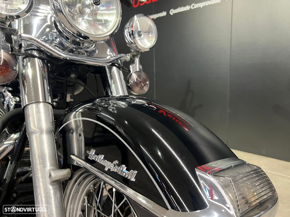 Harley-Davidson Heritage SOFTAIL FLSTC - 4