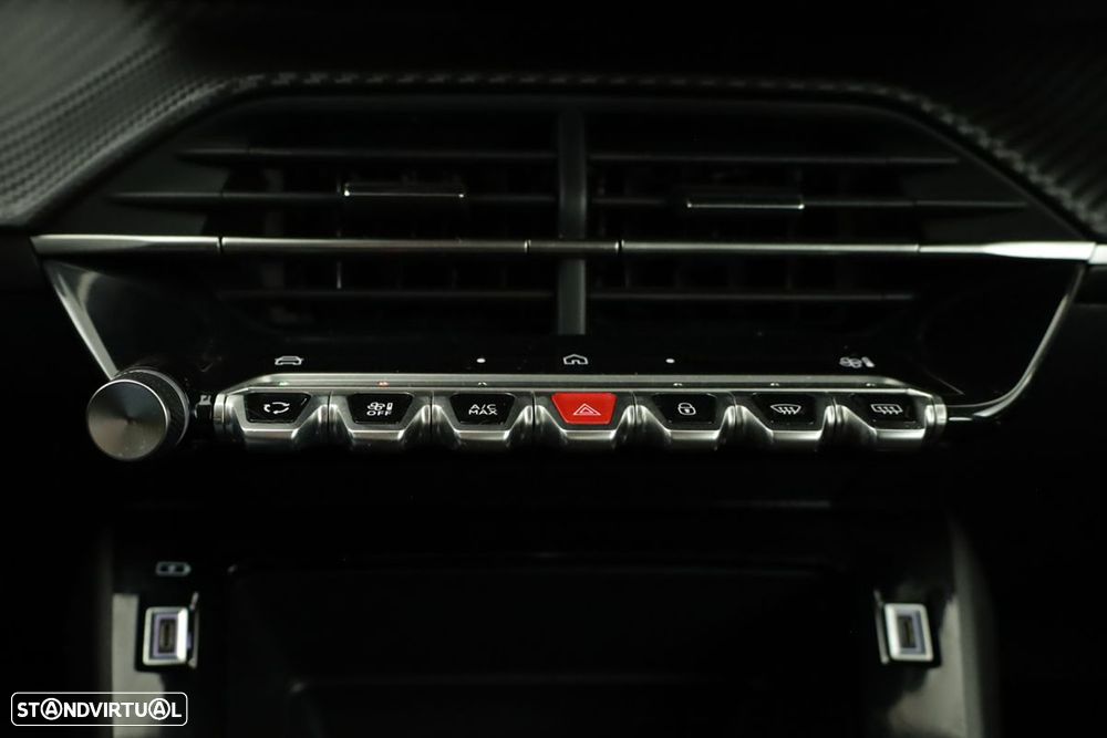Peugeot 208 1.2 PureTech Style - 13