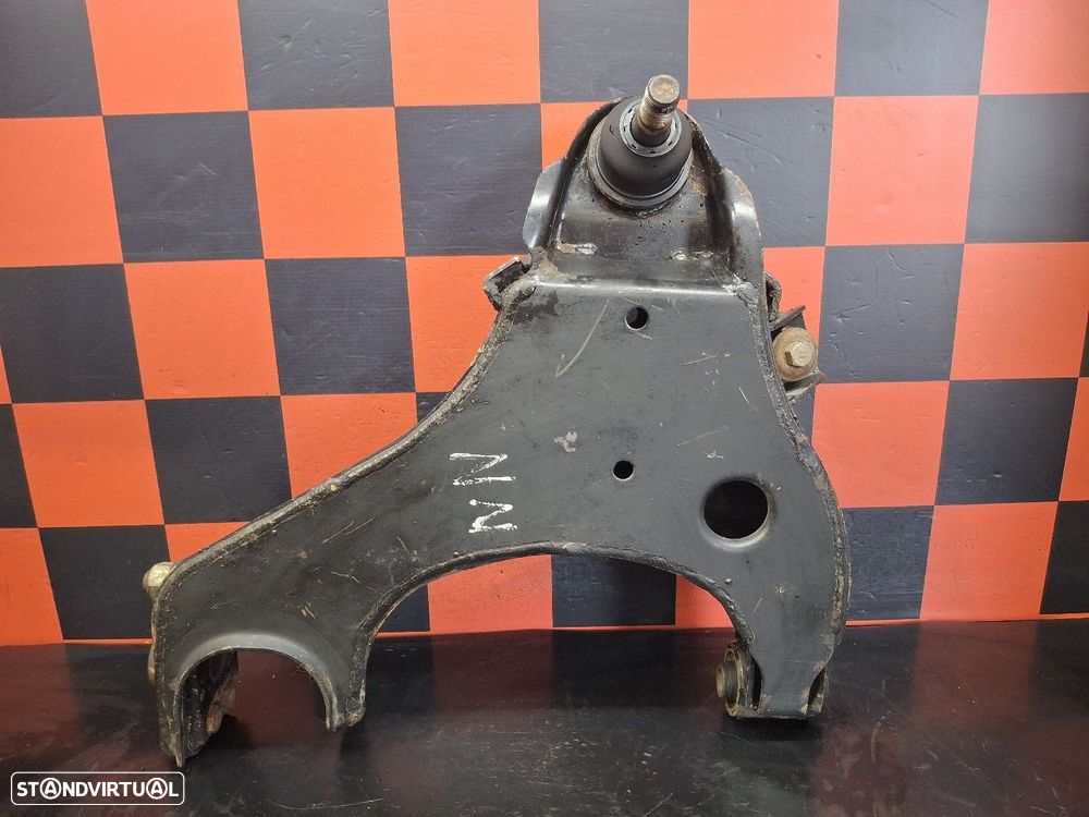 Braço Suspensão Frente Direito Nissan Pick Up (D22) - 1