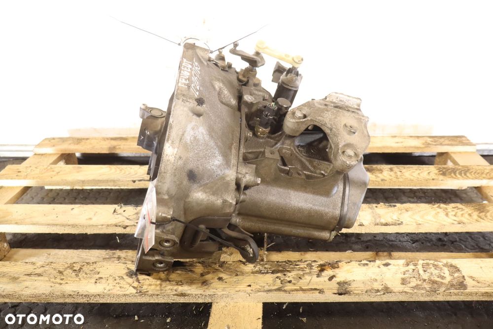 SKRZYNIA BIEGÓW 5 BIEGOWA PEUGEOT 208 I 1.4 20CQ88 - 4