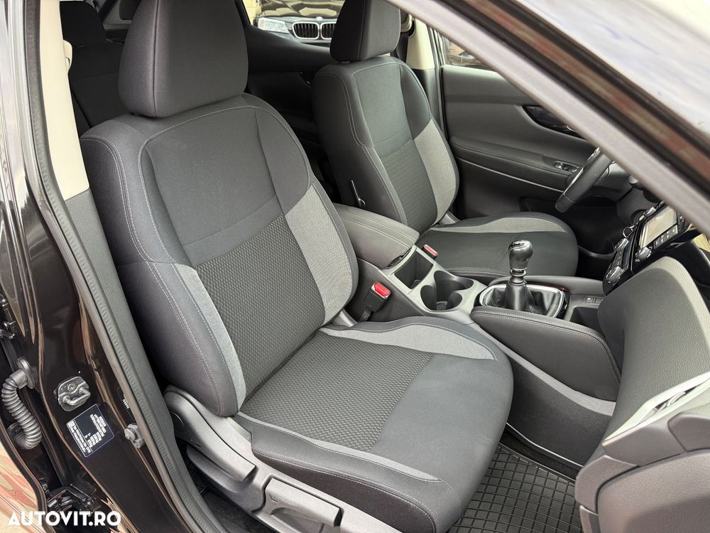 Nissan Qashqai 1.5D 114CP 2WD N-Connecta - 32