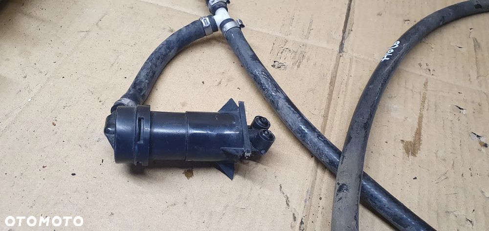 Przewód wąż spryskiwaczy lamp Audi A6 C6 4F0955970D - 4