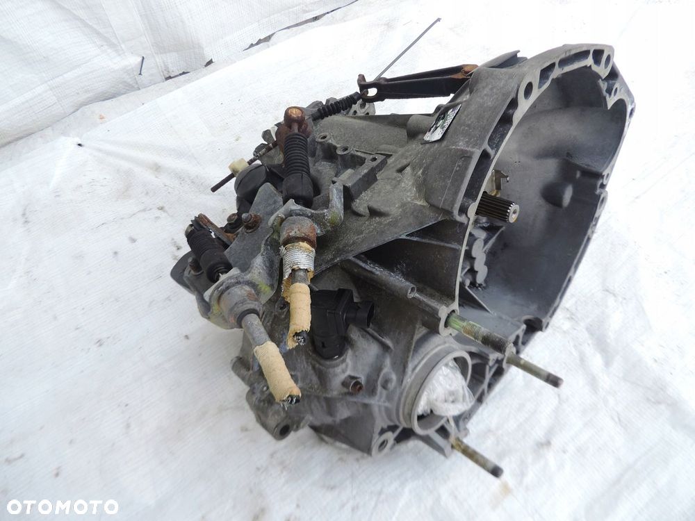 SKRZYNIA BIEGÓW FIAT LANCIA 1,9 JTD - 2