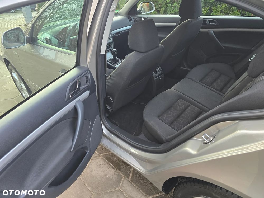 Skoda Octavia 1.2 TSI FAMILY - 20