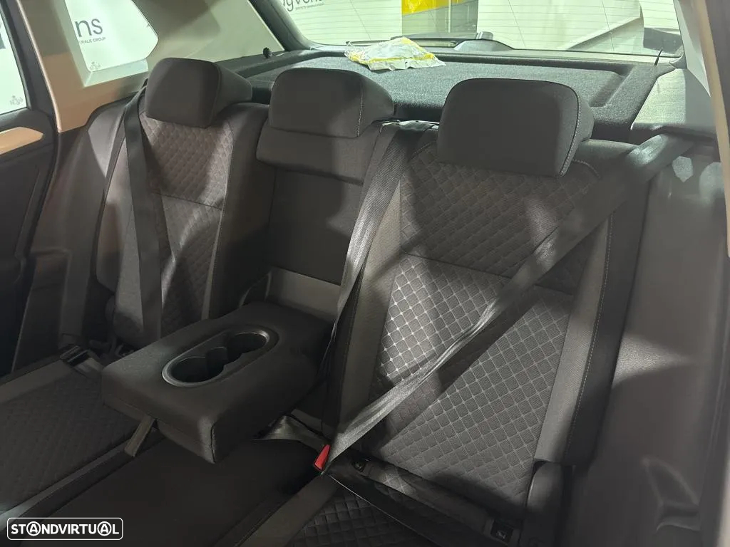 VW Tiguan 1.6 TDI Confortline - 11