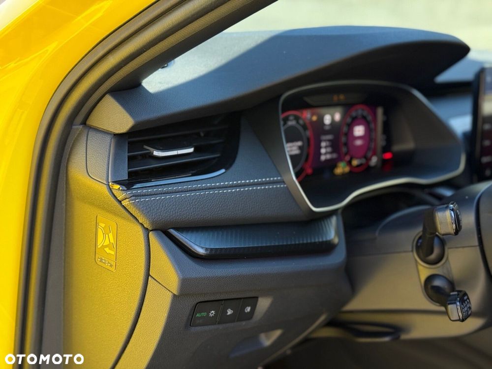 Skoda Octavia 1.5 TSI mHEV Sportline DSG - 28