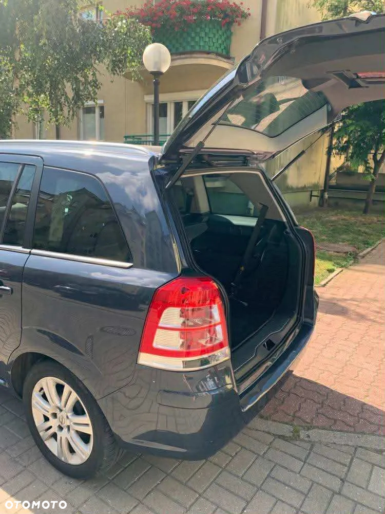 Opel Zafira - 6